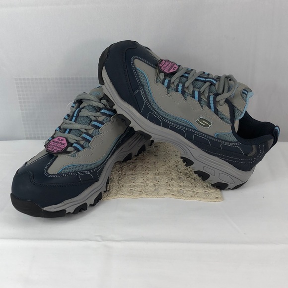 work tennis shoes womens